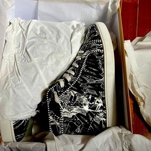 Get fly a go out with Louis Vuitton